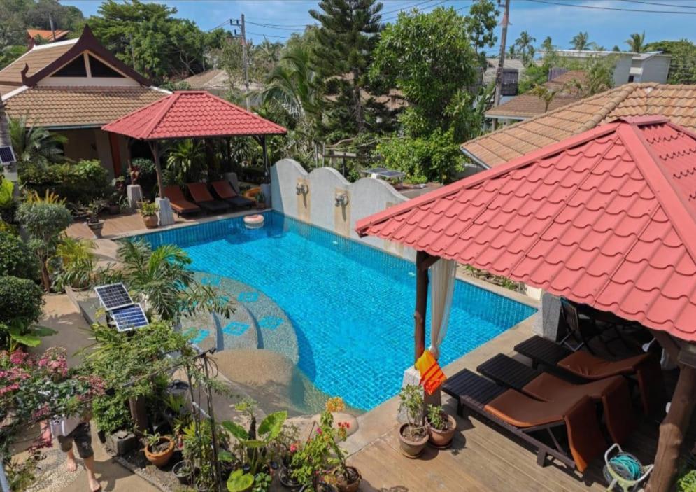 Baan Tropicana Menam-part Kültér fotó