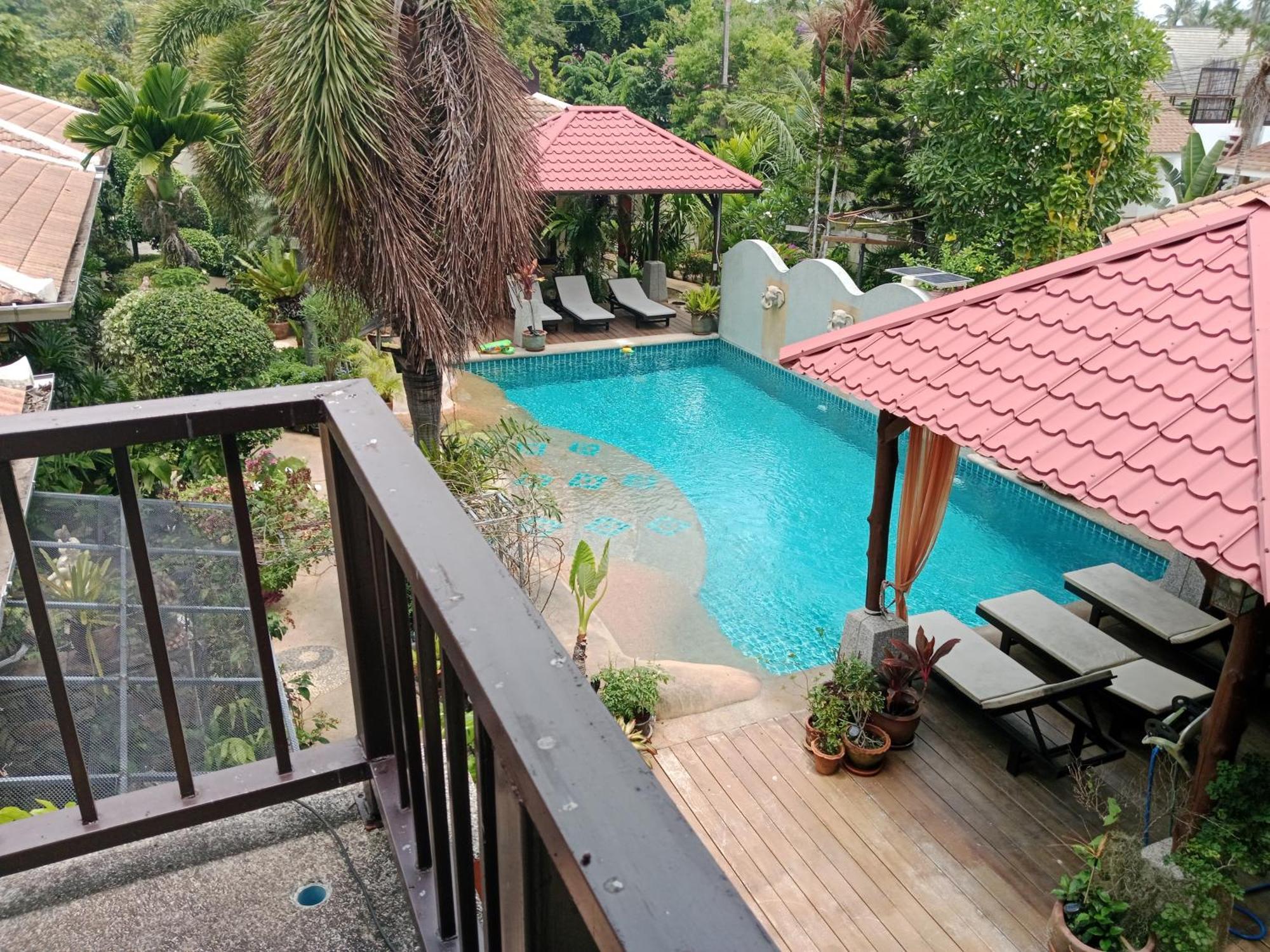 Baan Tropicana Menam-part Kültér fotó