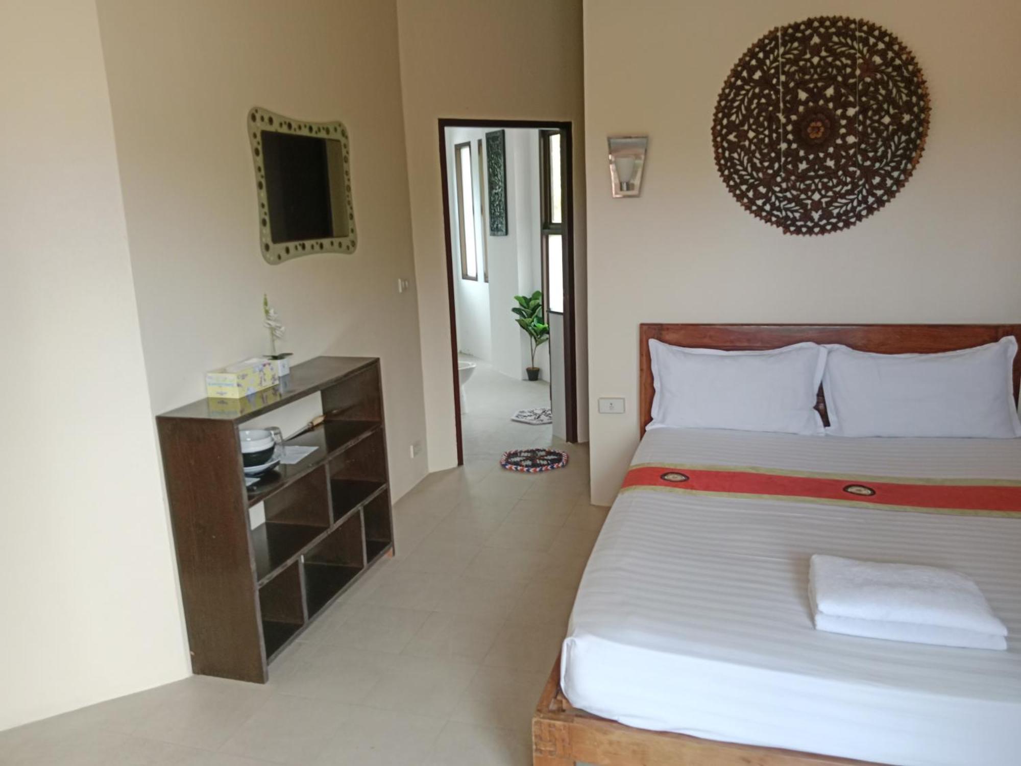 Baan Tropicana Menam-part Kültér fotó